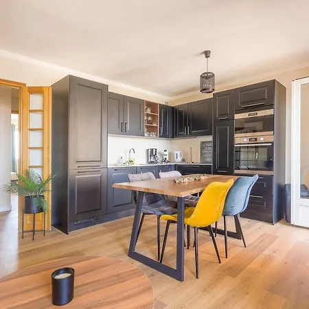 Fornole - Appt Vue Pour 6 Voyageurs